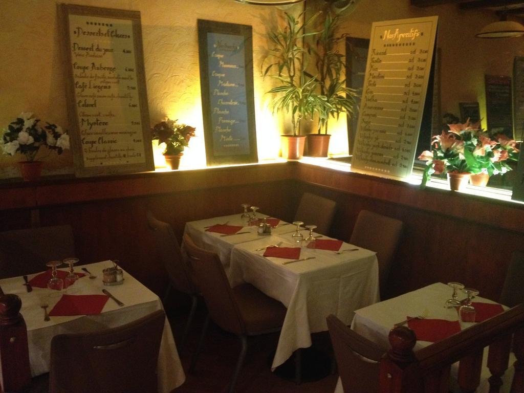 Le Cheval Noir Hotel Paris פנטן מראה חיצוני תמונה