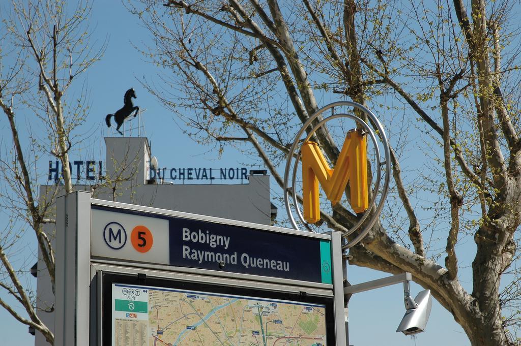 Le Cheval Noir Hotel Paris פנטן מראה חיצוני תמונה