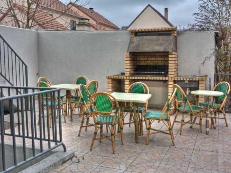 Le Cheval Noir Hotel Paris פנטן מראה חיצוני תמונה