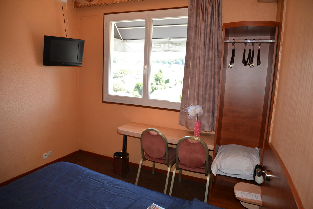 Le Cheval Noir Hotel Paris פנטן חדר תמונה
